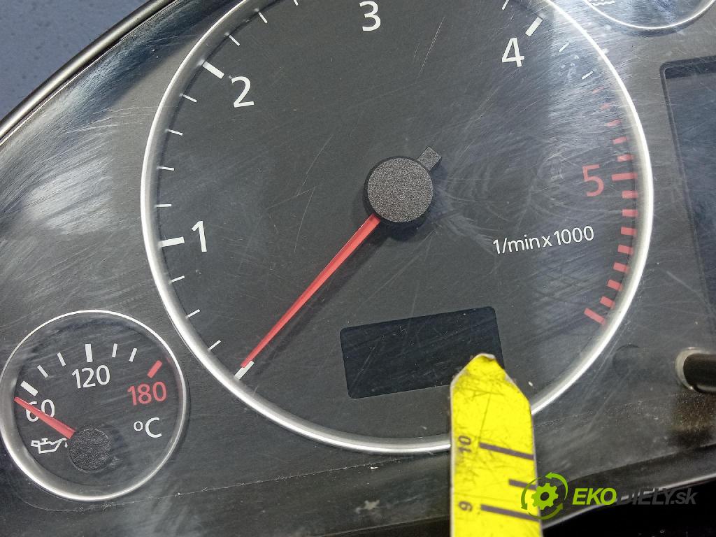 Audi A6 2001 prístrojovka/ budíky 4B0920933M