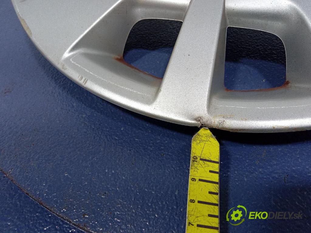 Hyundai I20 2014 puklica kola: 52960-4P505