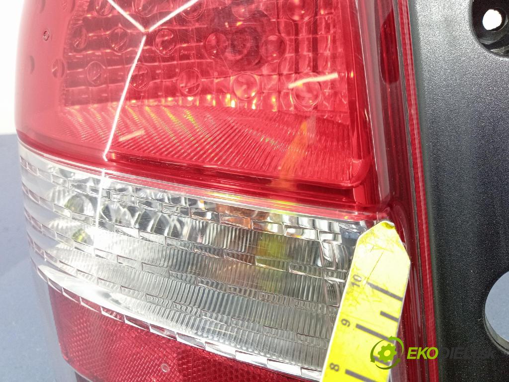 Nissan Micra 2011 svetlo / reflektor zad ľavá Vonkajsia: 