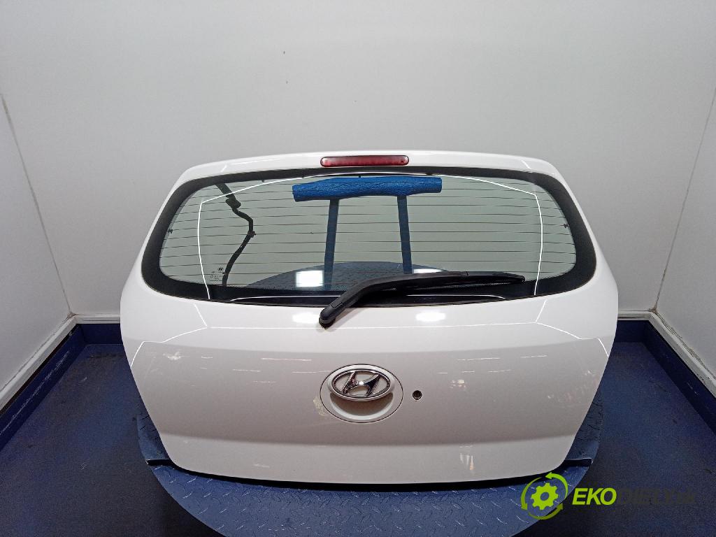 Hyundai I20 2014 zadna dveře kufra: kufra: 01