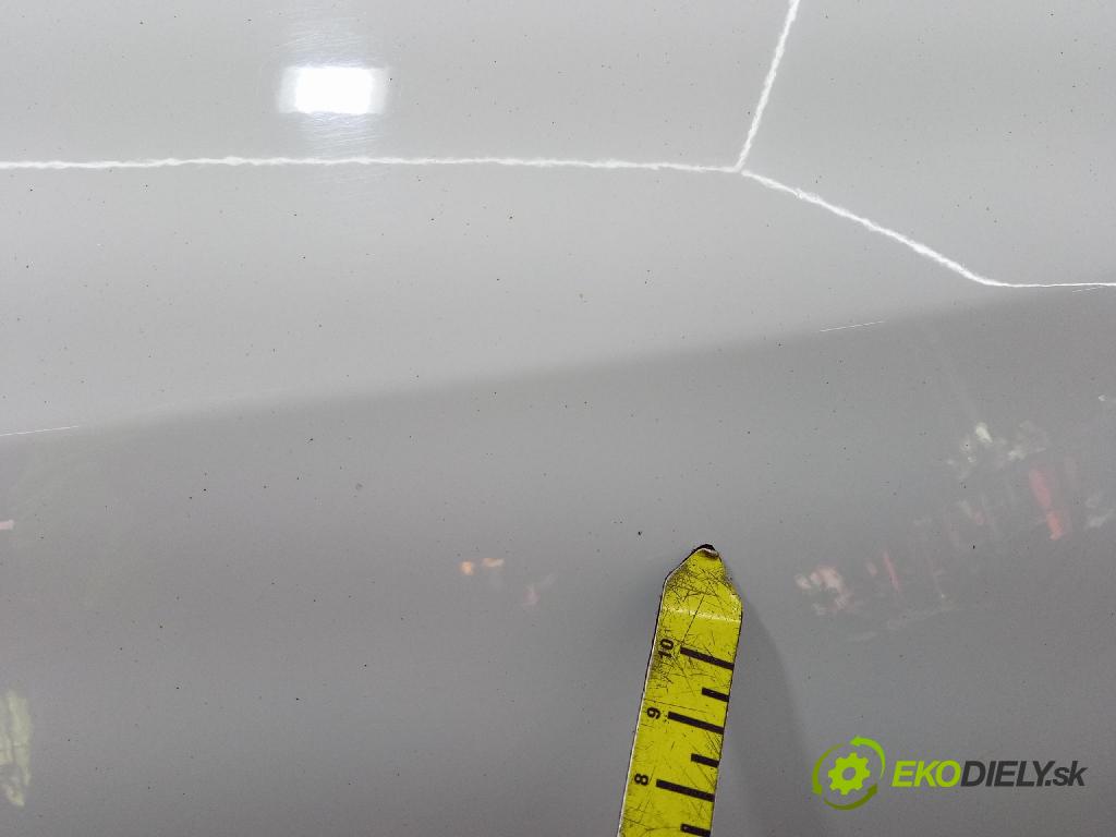 Hyundai I20 2014 zadna dveře kufra: kufra: 01