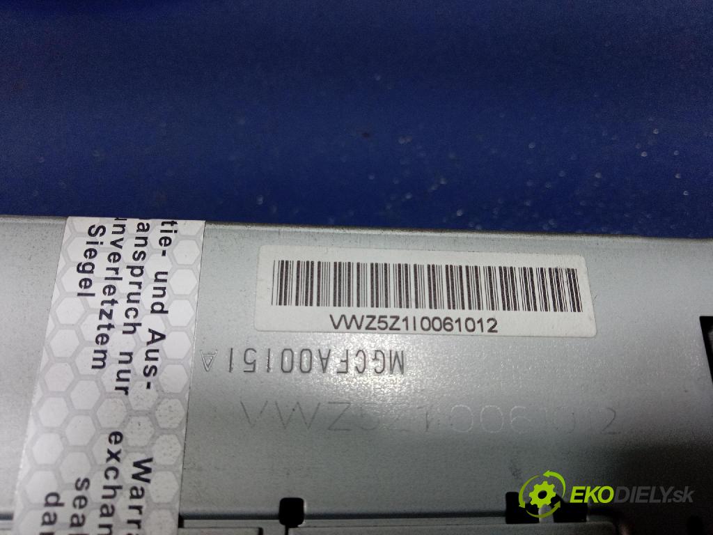 Volkswagen Caddy life 2008 Radio I Navigácia: 1K0035156A
