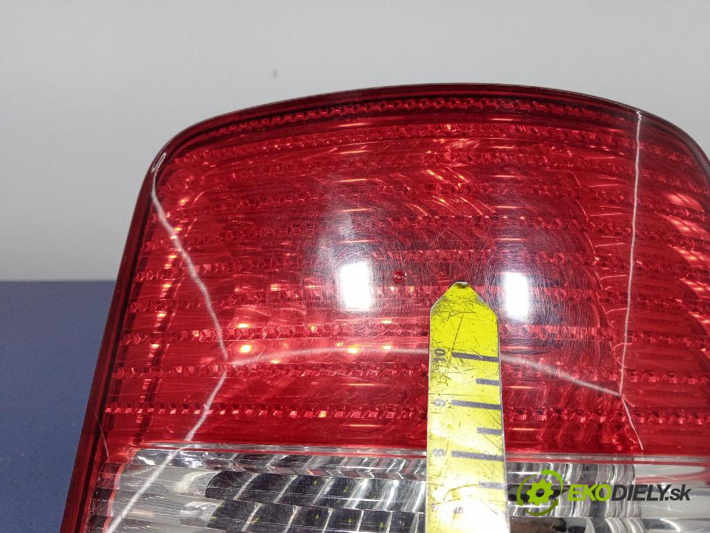 Volkswagen Caddy life 2008 svetlo / reflektor zad Prava: Vonkajsia: 4VEX13A602
