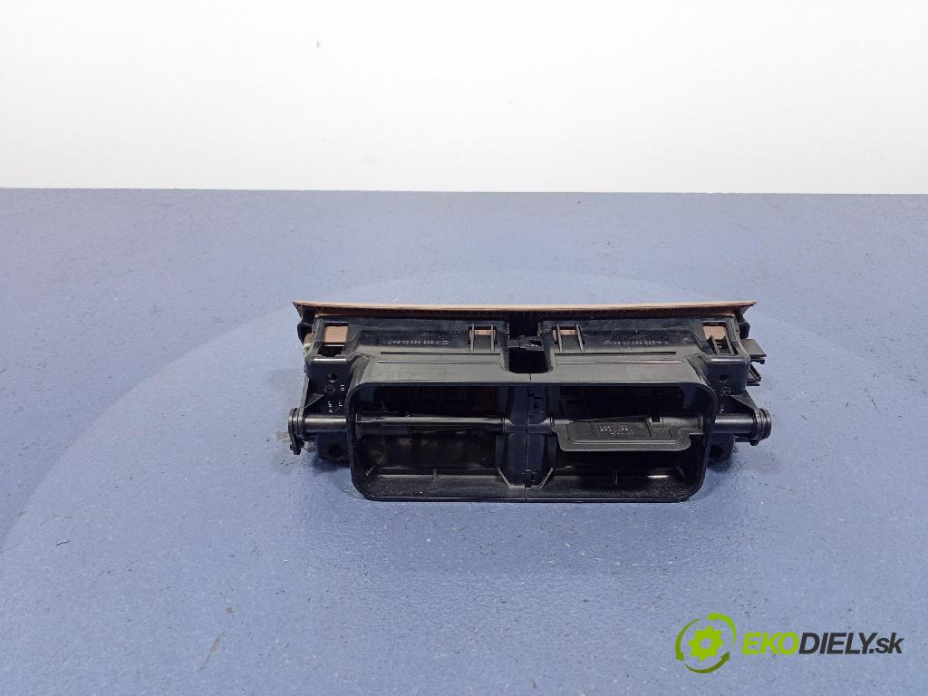 Mercedes-benz C 220 cdi 2002 GRIDS: Prúd vzduchu: Vzduch: A2038302254