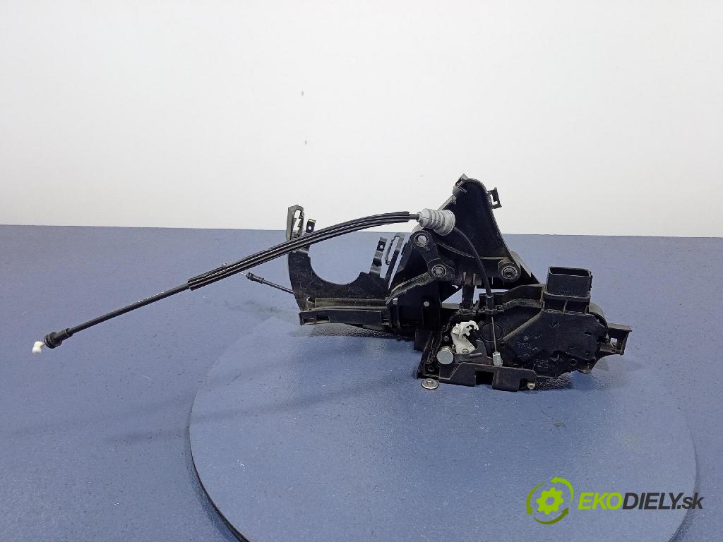 Volvo S40 2006 zámok dvere Predné Vľavo: 30753658