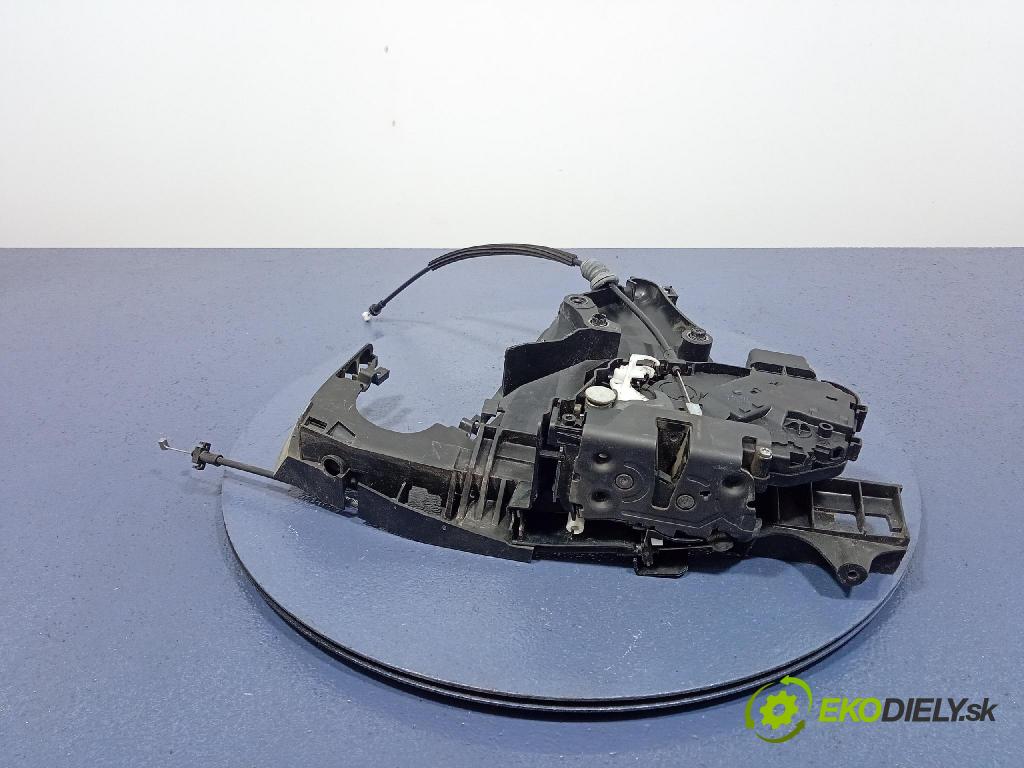 Volvo S40 2006 zámok dvere Predné Vľavo: 30753658
