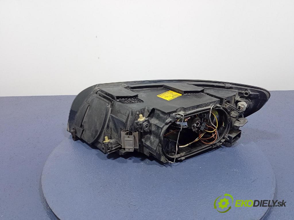 Volvo S40 2006 Reflektor: v pravo: 30698874