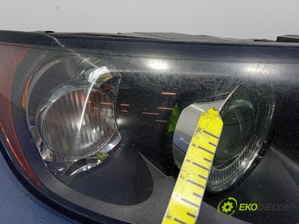 Volvo S40 2006 Reflektor: v pravo: 30698874