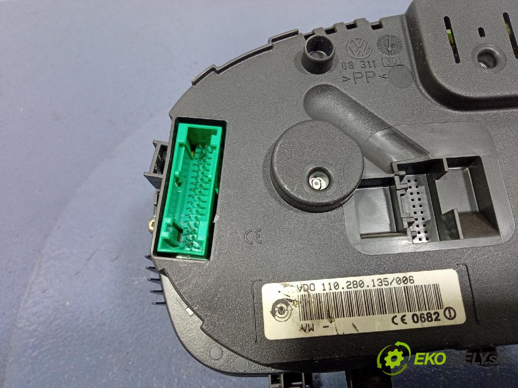 Volkswagen Bora 1.9 tdi 2001 prístrojovka/ budíky 1J5920826C