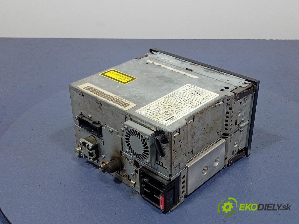 Volkswagen Bora 1.9 tdi 2001 Radio I Navigácia: 3B0035191D