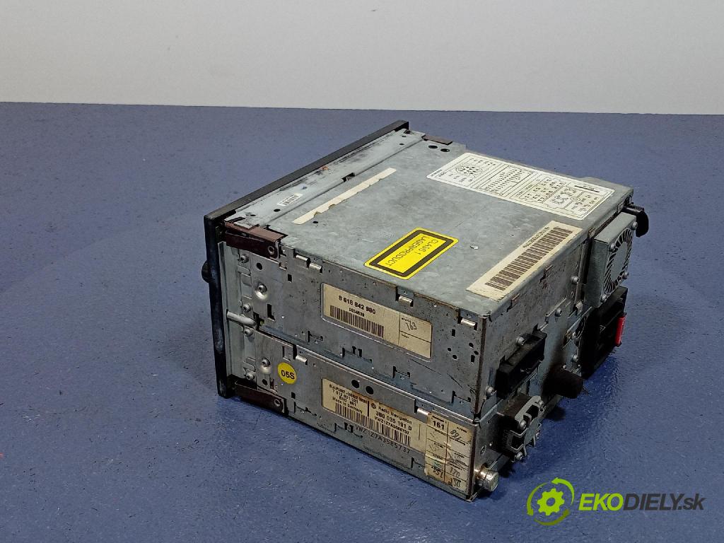 Volkswagen Bora 1.9 tdi 2001 Radio I Navigácia: 3B0035191D