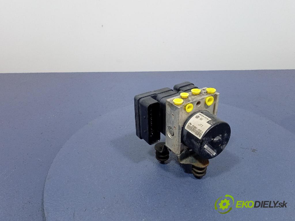 Volkswagen Caddy life 2008 čerpadlo ABS x 1K0907379AF