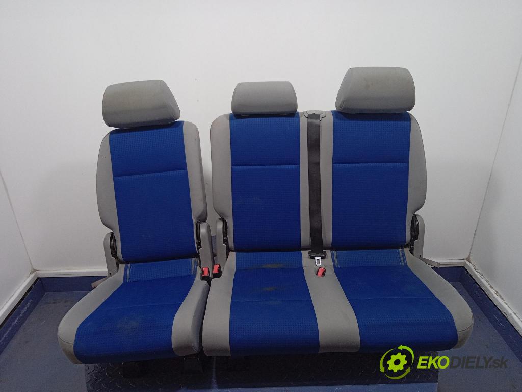 Volkswagen Caddy life 2008 Sedačka zadný 01
