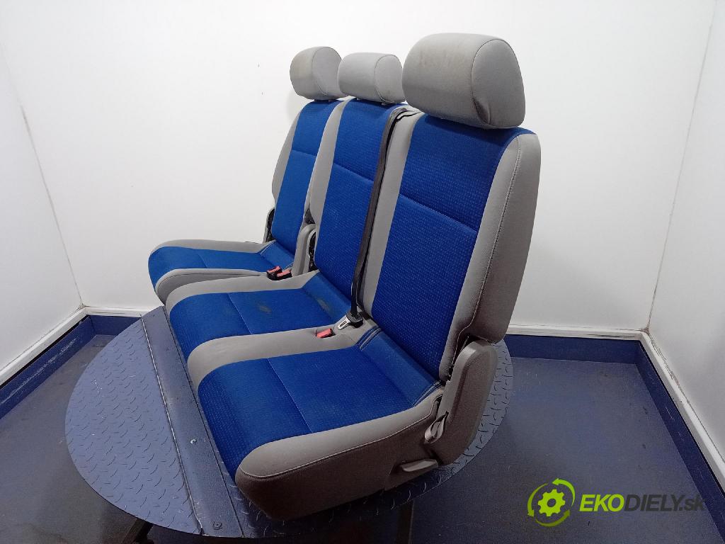 Volkswagen Caddy life 2008 Sedačka zadný 01