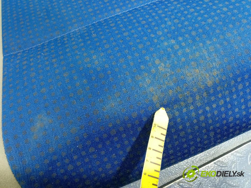 Volkswagen Caddy life 2008 Sedačka zadný 01