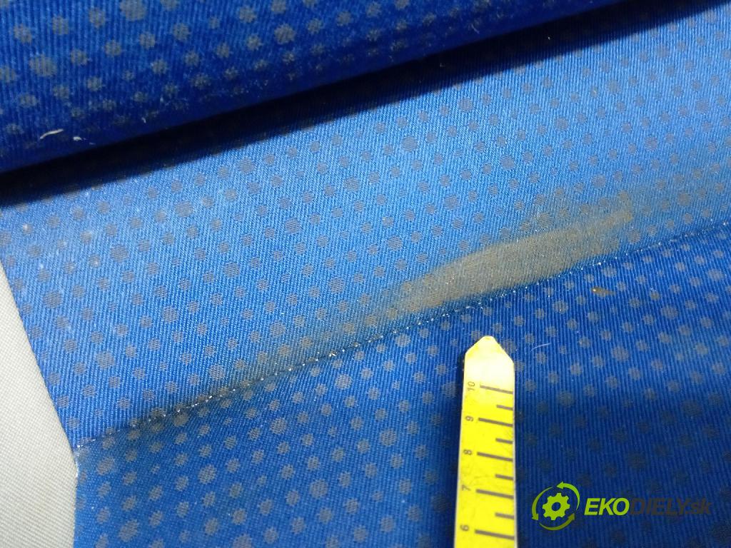 Volkswagen Caddy life 2008 Sedačka zadný 01