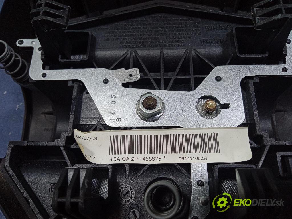 Peugeot 206 2003 volant 9644116477