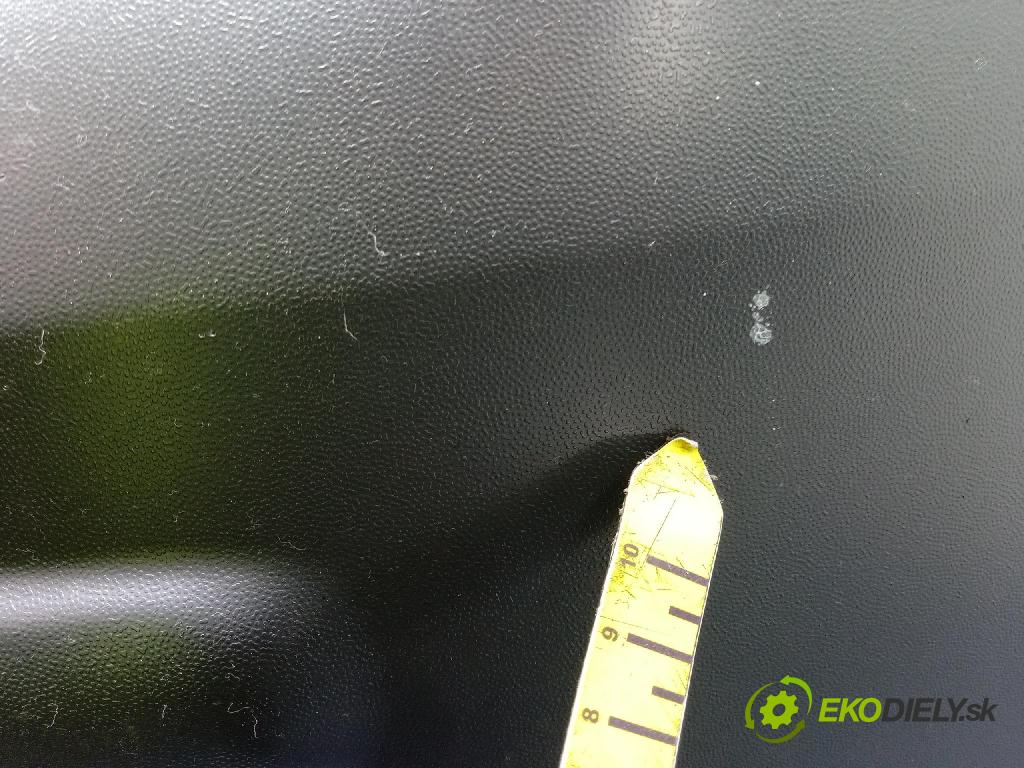 Volkswagen Caddy life 2008 nárazník Predné 01