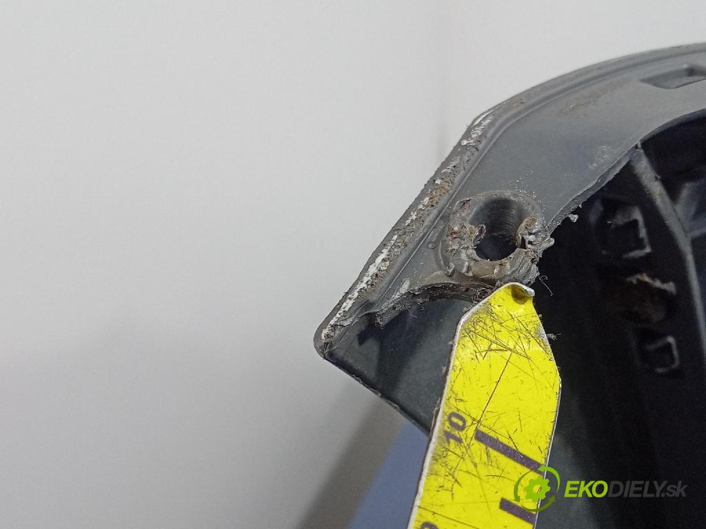 Volkswagen Caddy life 2008 nárazník Predné 01