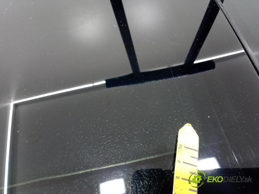 Volkswagen Caddy life 2008 sklo dvere zad Prava: 01