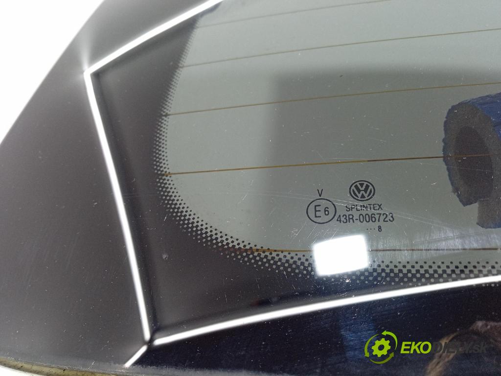 Volkswagen Caddy life 2008 dvere zad Vľavo: 01