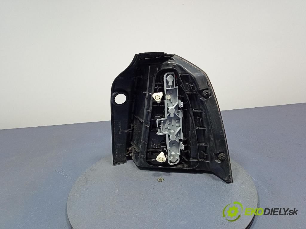 Opel Zafira 2006 svetlo / reflektor zad ľavá Vonkajsia: 24451841
