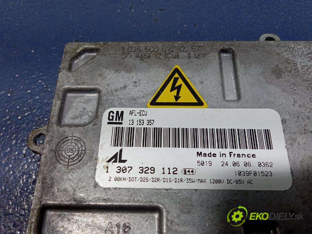 Opel Zafira 2006 střídač: 13153357