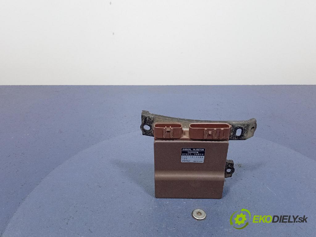 Toyota Rav4 2004 riadiaca jednotka Motor: 89871-26010