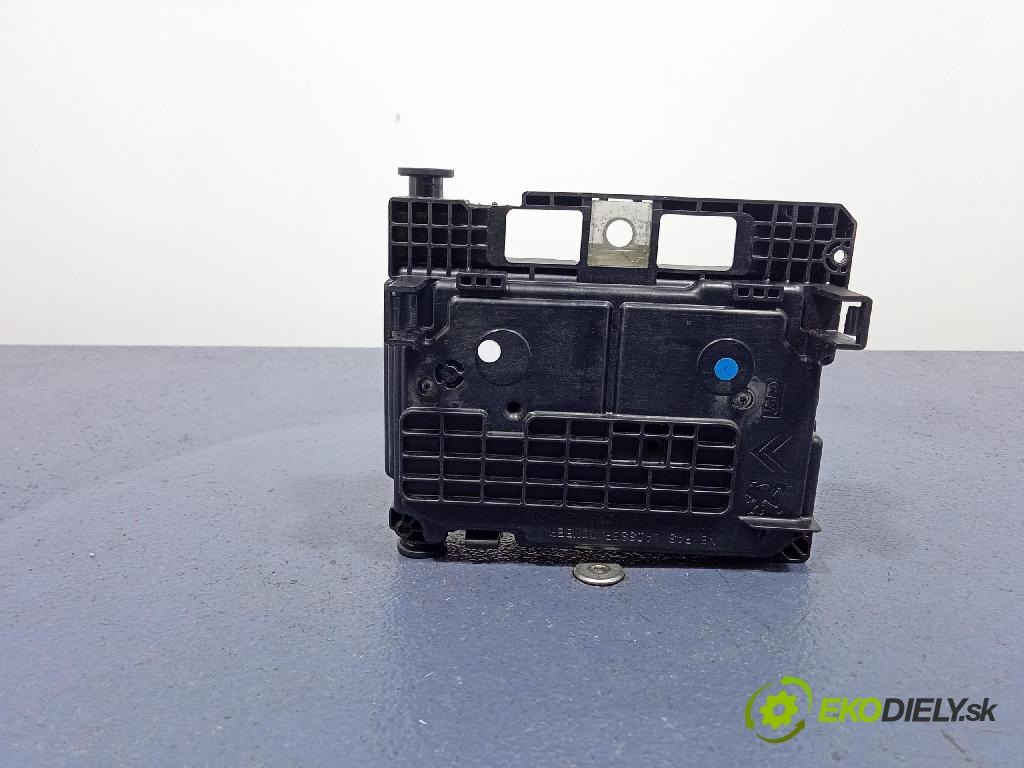 Citroen C3 picasso 2009 skrinka Poistky: 9664997780