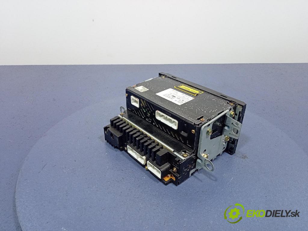 Toyota Rav4 2004 Radio I Navigácia: 86120-42130