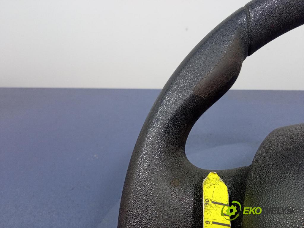 Citroen C3 picasso 2009 volant 96830437