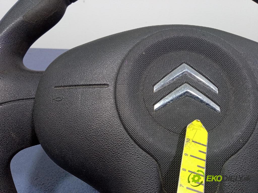 Citroen C3 picasso 2009 volant 96830437