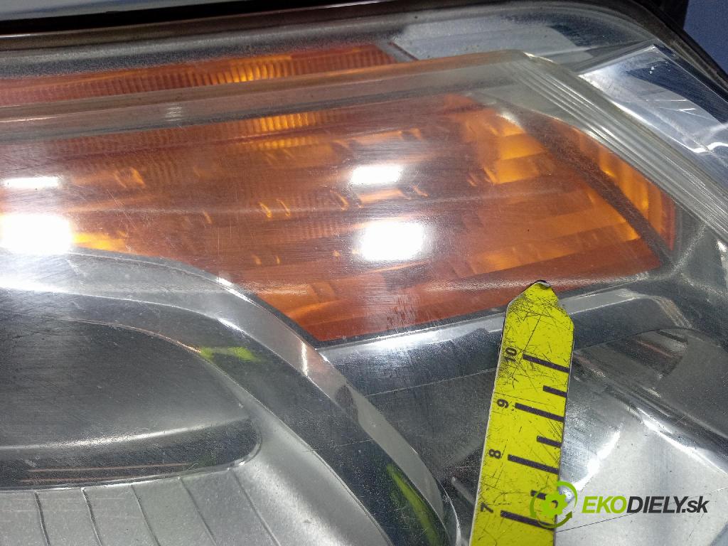 Citroen C3 picasso 2009 Reflektor: v pravo: 9681806180