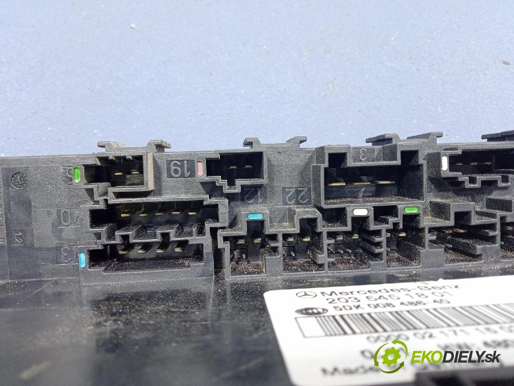 Mercedes-benz C 220 cdi 2002 skrinka Poistky: 2035451801