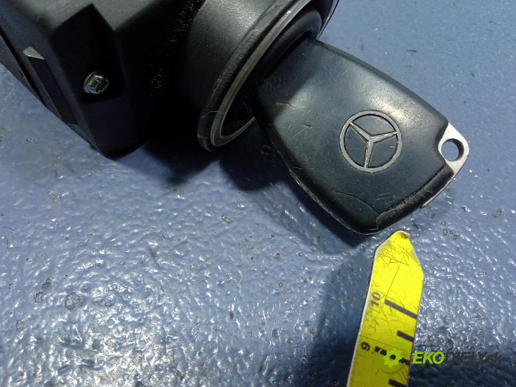 Mercedes-benz C 220 cdi 2002 Spínač zapaľovania: 2095450508