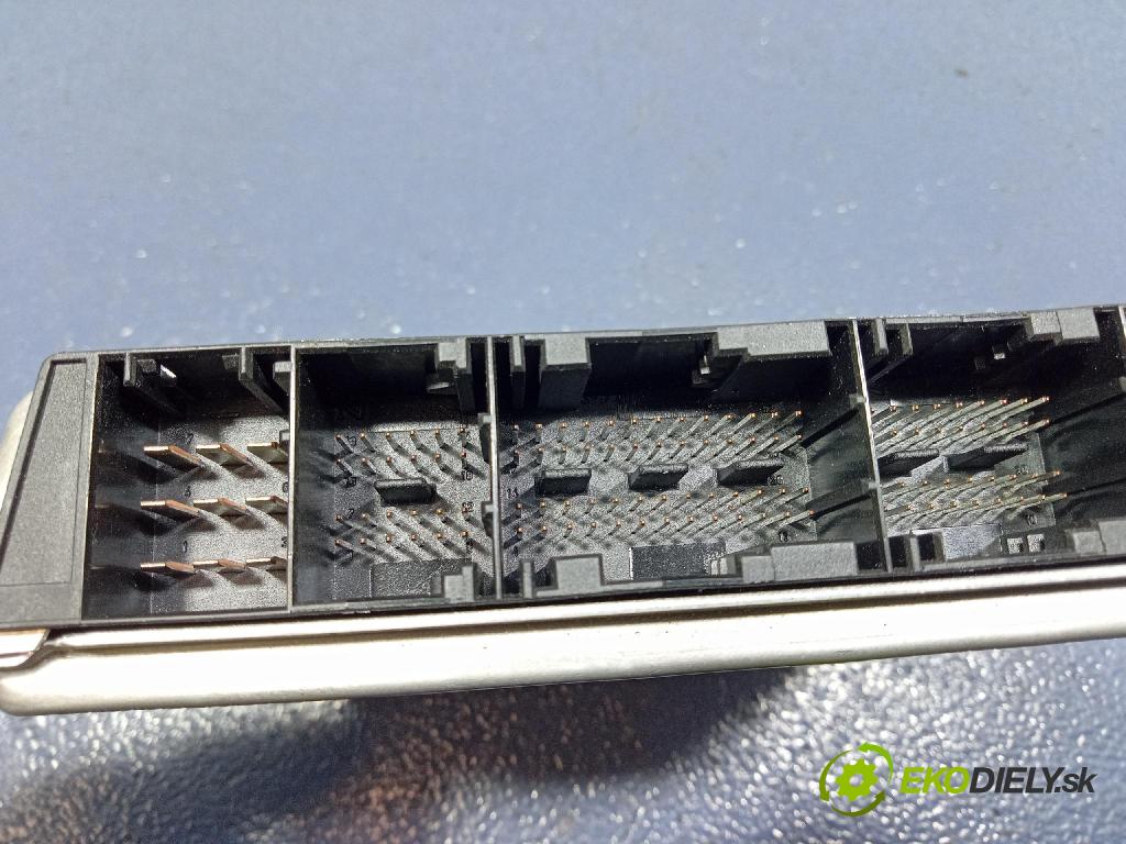 Mercedes-benz C 220 cdi 2002 riadiaca jednotka Motor: A0001536979