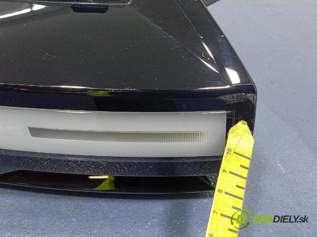 Dacia Spring 0 Reflektor: v pravo: 
