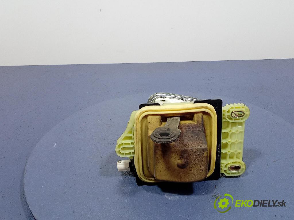 Mercedes-benz C 220 cdi 2002 Páka: Zmeny: A2032676024