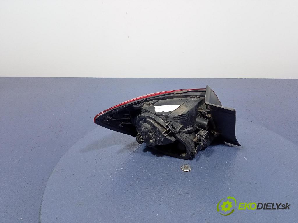Seat Leon 0 svetlo / reflektor zad Prava: Vonkajsia:
