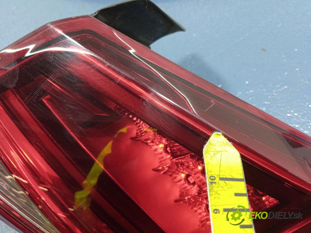 Seat Leon 0 svetlo / reflektor zad Prava: Vonkajsia: