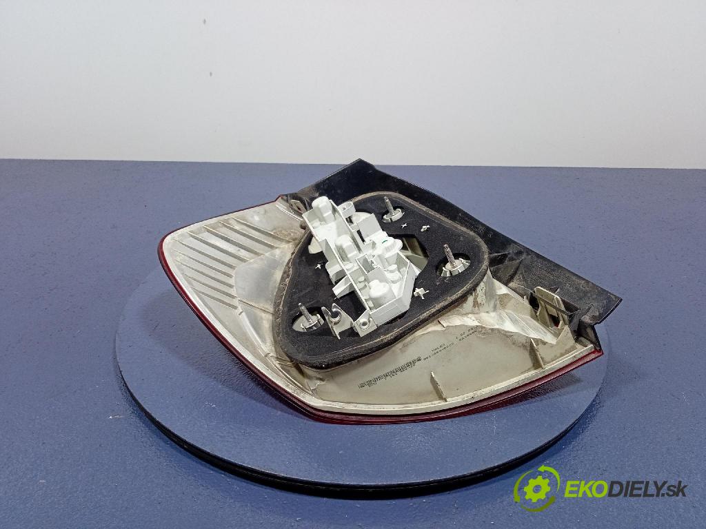 Bmw Seria 1 2009 svetlo / reflektor zad Prava: Vonkajsia: 7164956