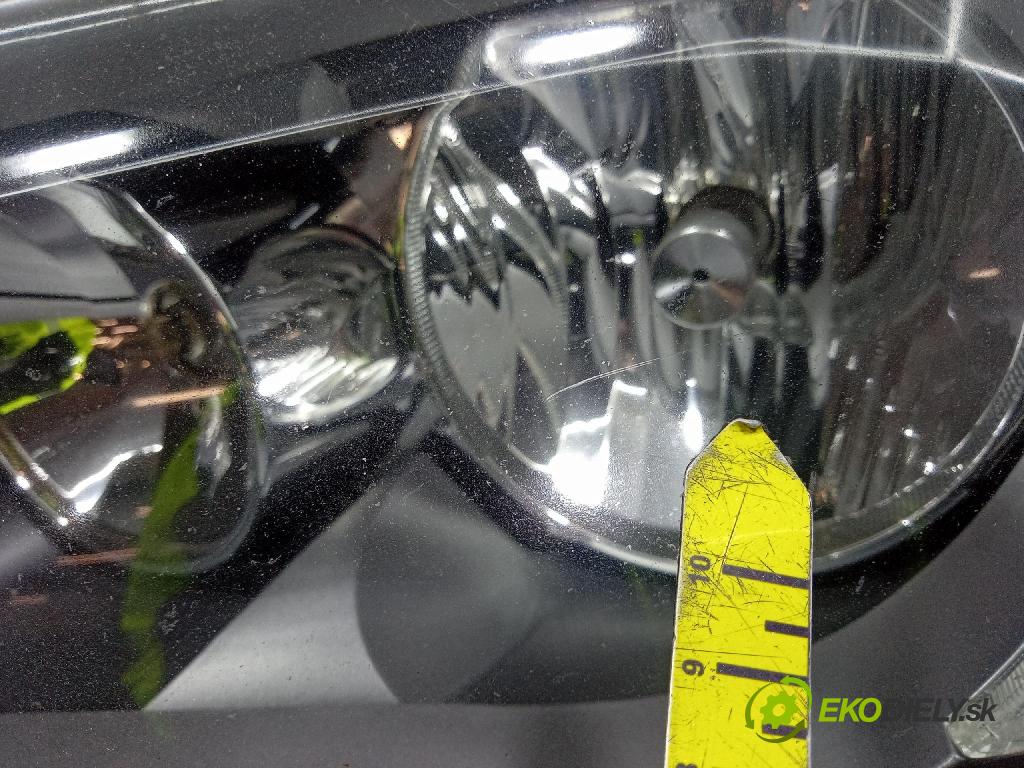 Bmw Seria 1 2009 Reflektor: Vľavo: 7193387