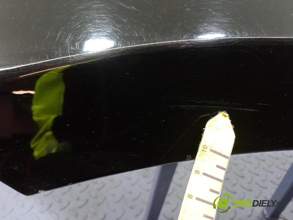 Bmw Seria 1 2009 blatník Predné Vľavo: 01