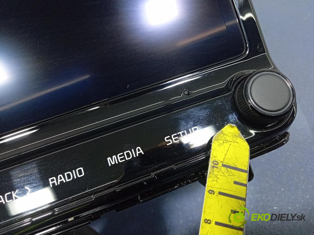 Kia Xceed 2025 Radio I Navigácia: 96560-J7HG0WK