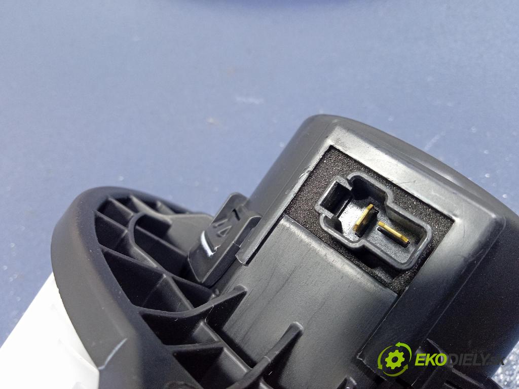 Kia Xceed 2025 ventilátor Vzduch: EB1D1NXJAA
