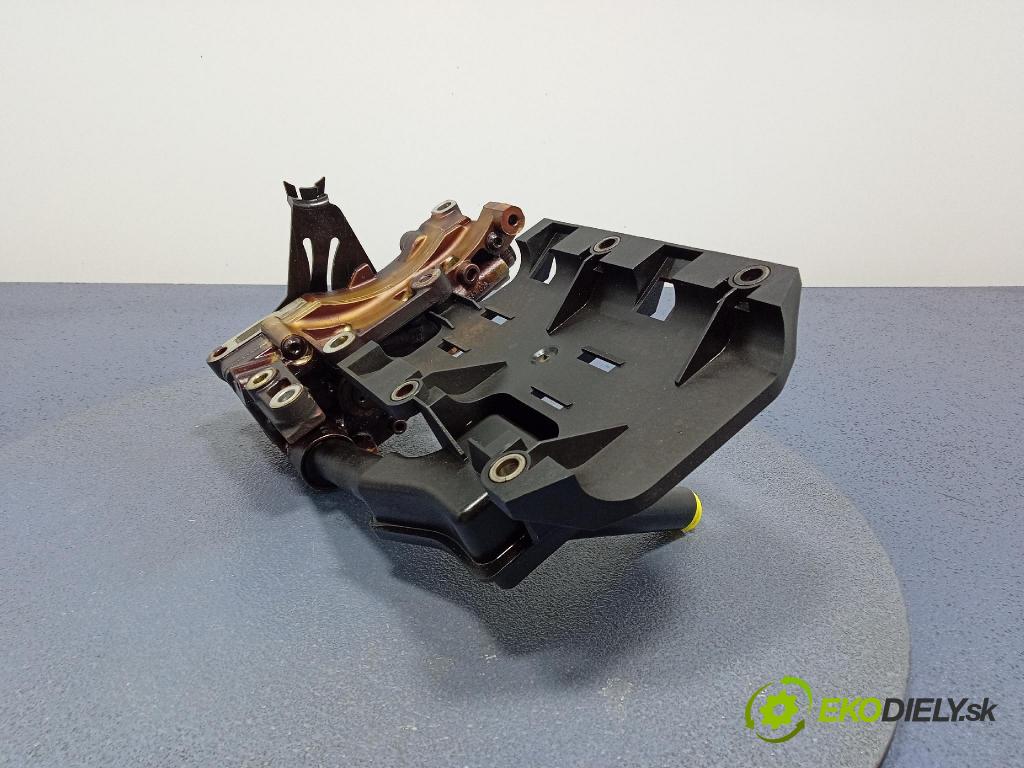 Bmw Seria 1 2009 čerpadlo oleja 7567028