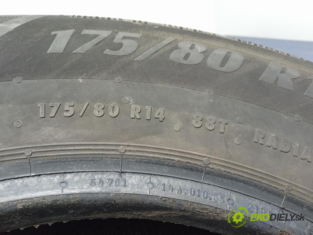 Bmw Seria 1 2009 pneumatika Leto: 4050496819484