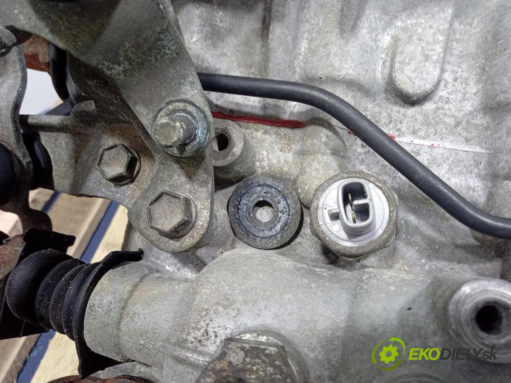 Toyota Rav4 2004 prevodovka Manualna 01