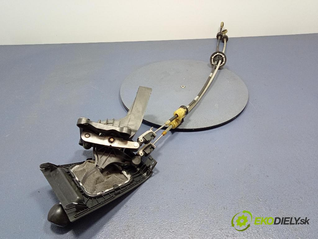 Opel Zafira 2006 Páka: Zmeny: 55351959