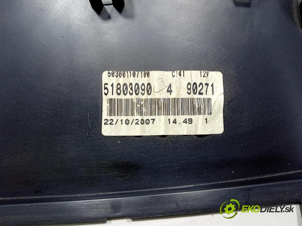Fiat Punto 2008 prístrojovka/ budíky 51803090